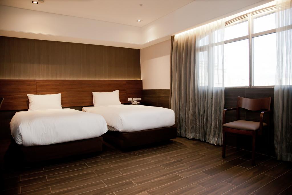 Kdm Hotel Тайбей Екстер'єр фото