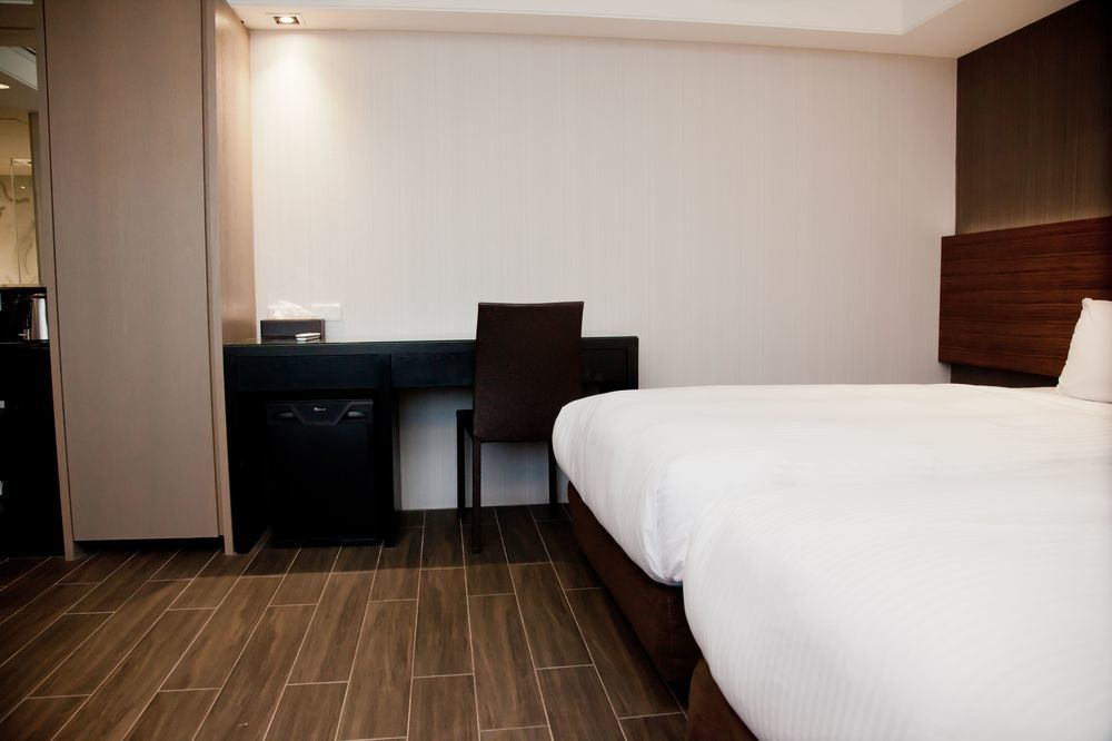 Kdm Hotel Тайбей Екстер'єр фото